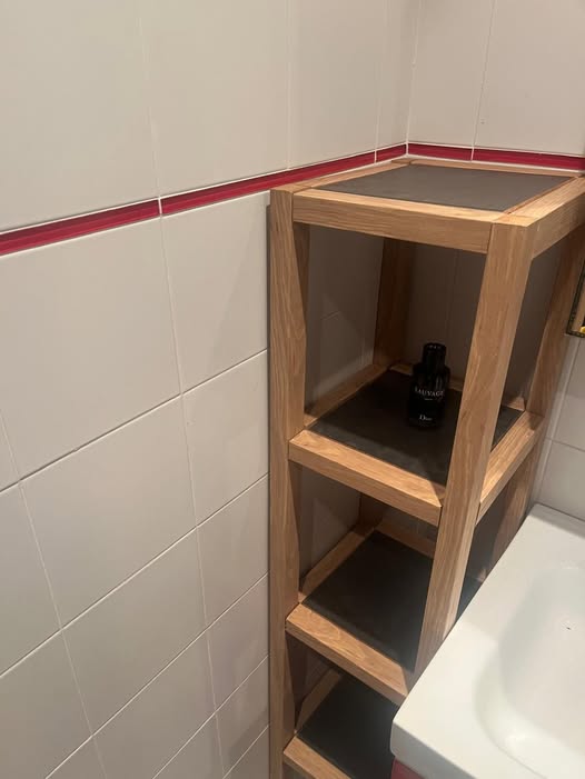 Étagère salle de bain